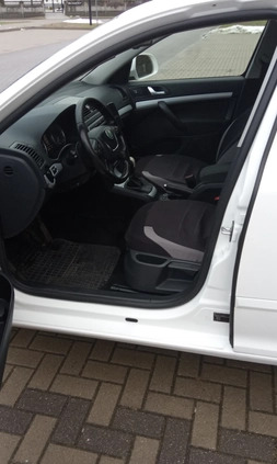 Skoda Octavia cena 18000 przebieg: 356670, rok produkcji 2010 z Racibórz małe 106